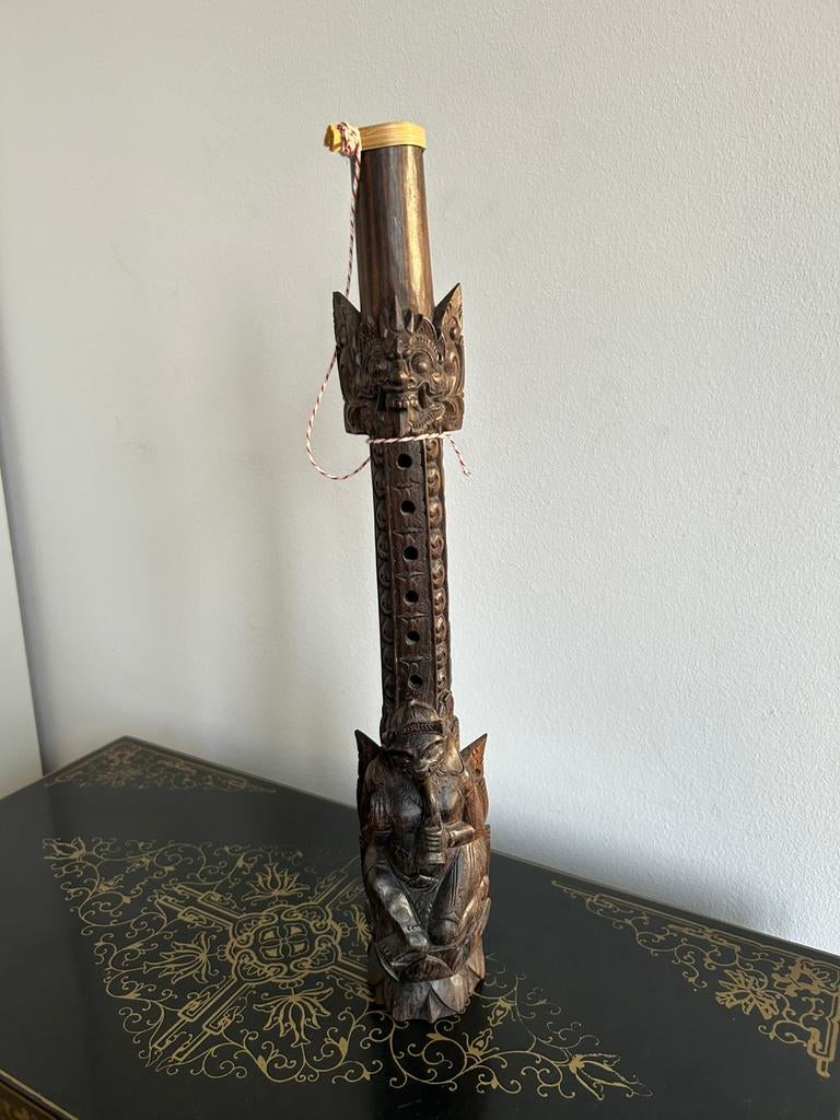 Balinese ringfluit van coromandel hout met Ganesha en Barong, Ophalen of Verzenden