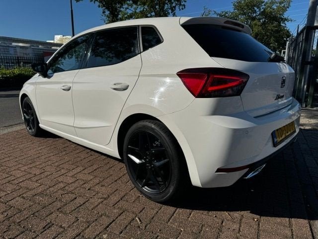 SEAT Ibiza 1.6 TDI FR 5deurs Airco/ECC,Cruisecontrol,Navigat, Auto's, Seat, Voorwielaandrijving, Stof, Gebruikt, 4 cilinders