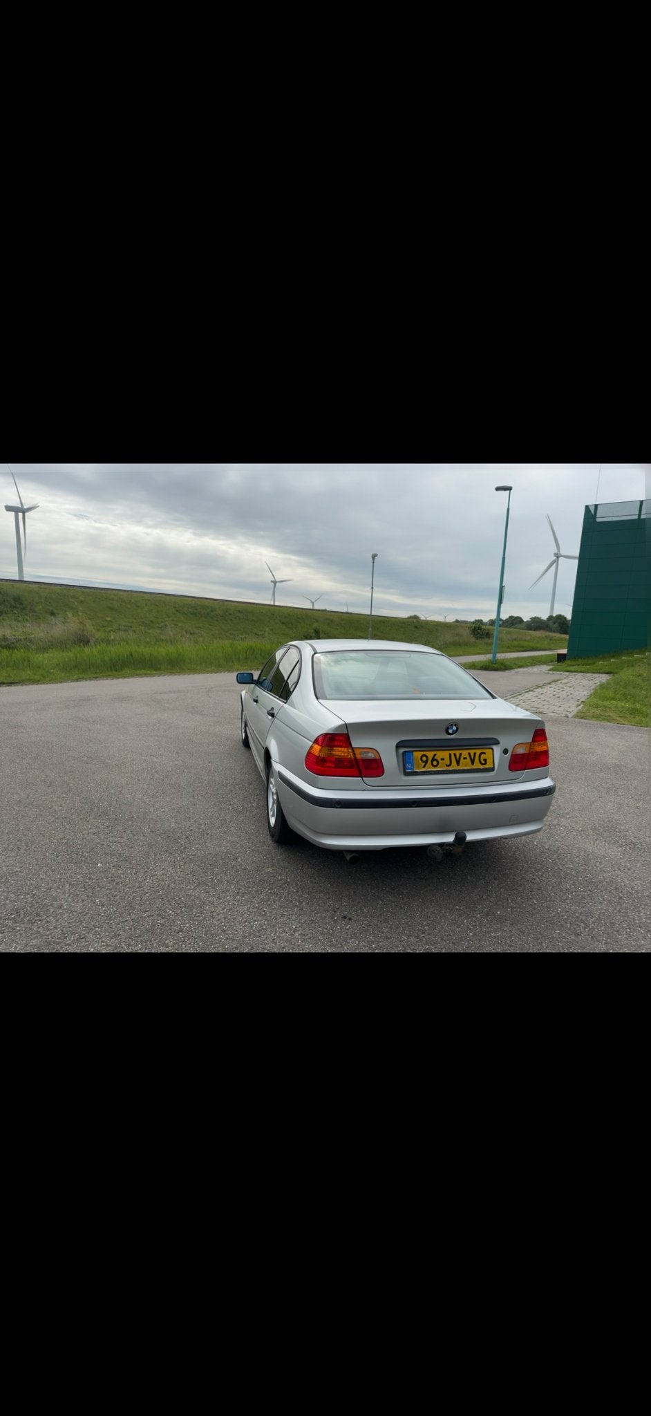 Foto 5 van BMW 3-Serie 1.8 I 316 2002 Grijs