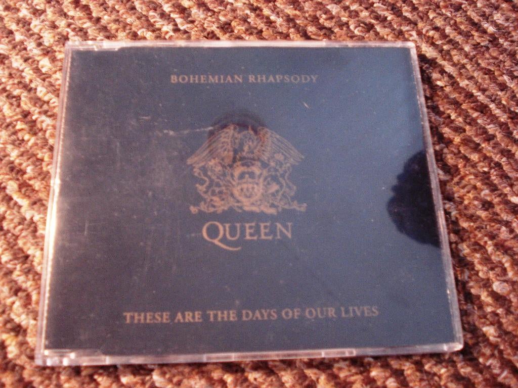 CD-Single: Queen - ‘Bohemian Rhapsody’ These are the days of, 1 single, Ophalen of Verzenden, Zo goed als nieuw, Rock en Metal