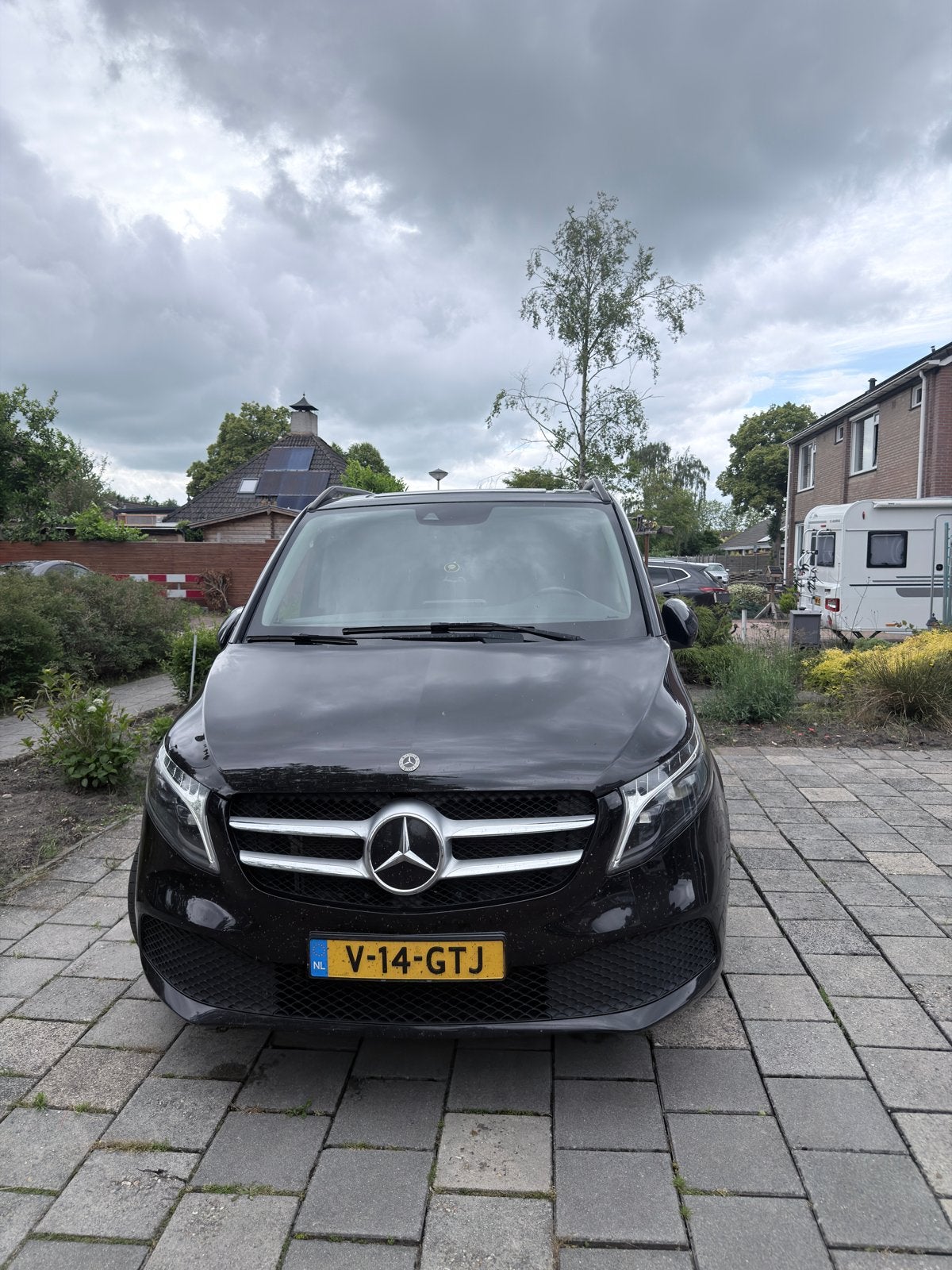 Mercedes-Benz V300d Dubbele Cabine Lang | 2023 | 239 PK, Auto's, Automaat, Zwart, 2000 kg, Zwart