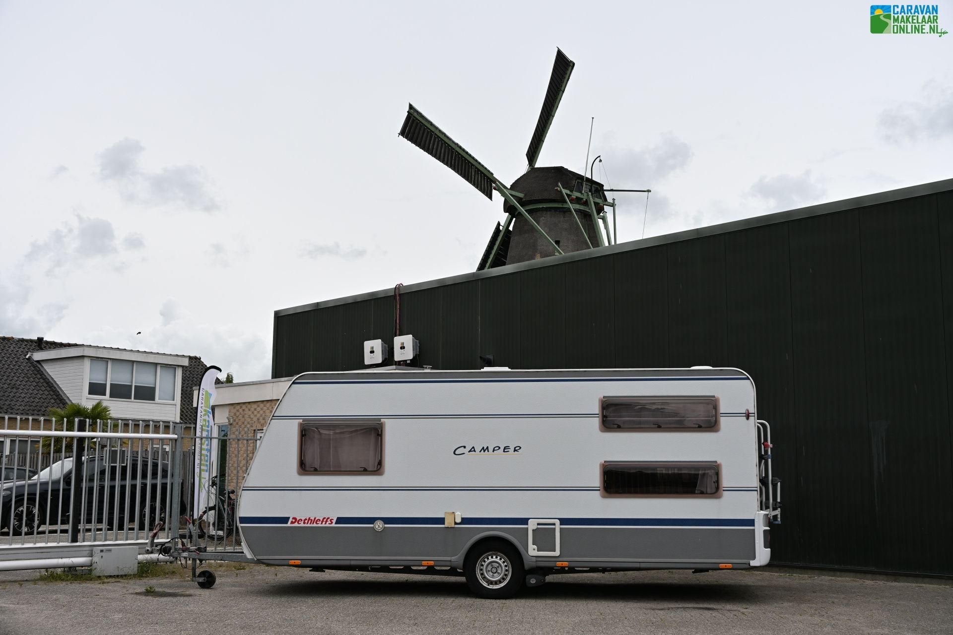Foto 43 van Dethleffs Camper 510 TK Mover Cassette luifel Stapelbed etc.