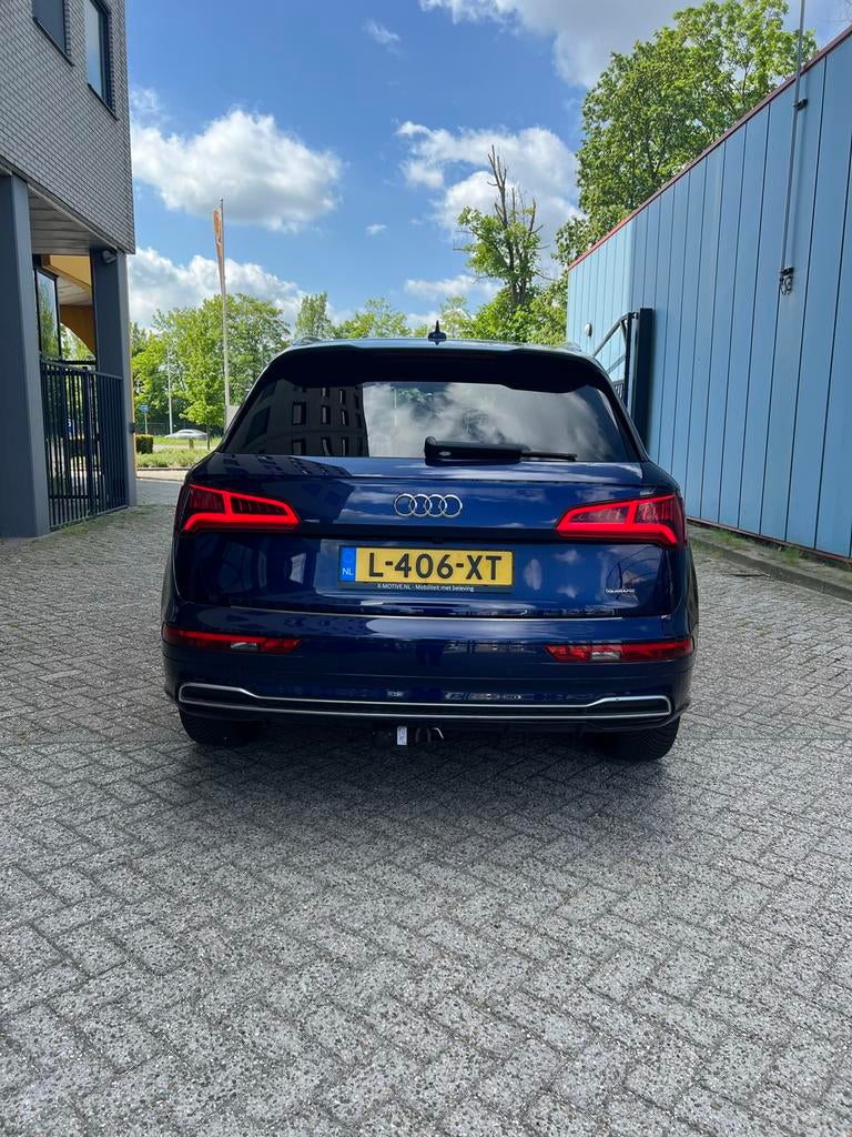 Audi Q5 2.0 Tfsi Quattro 252pk Sport S Line Virtual cockpit, 4 cilinders, Blauw, Alcantara, 14 km/l