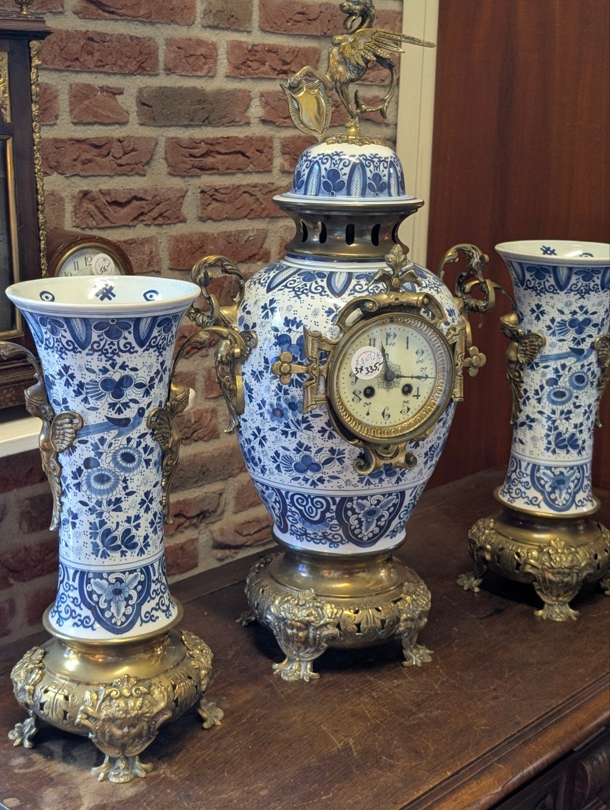 Groot antiek klokken stel brons - porseleinen. 63 cm h € 335, Ophalen