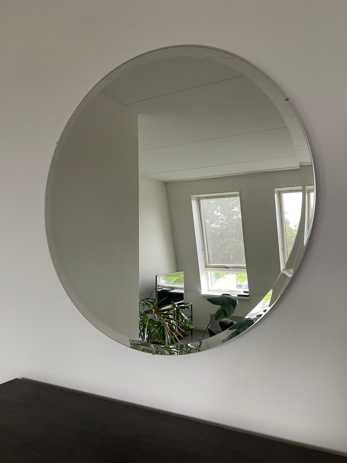 Ronde spiegel van Ikea, diameter 80 cm, zilver, Ophalen, Rond, Zo goed als nieuw, 75 tot 100 cm