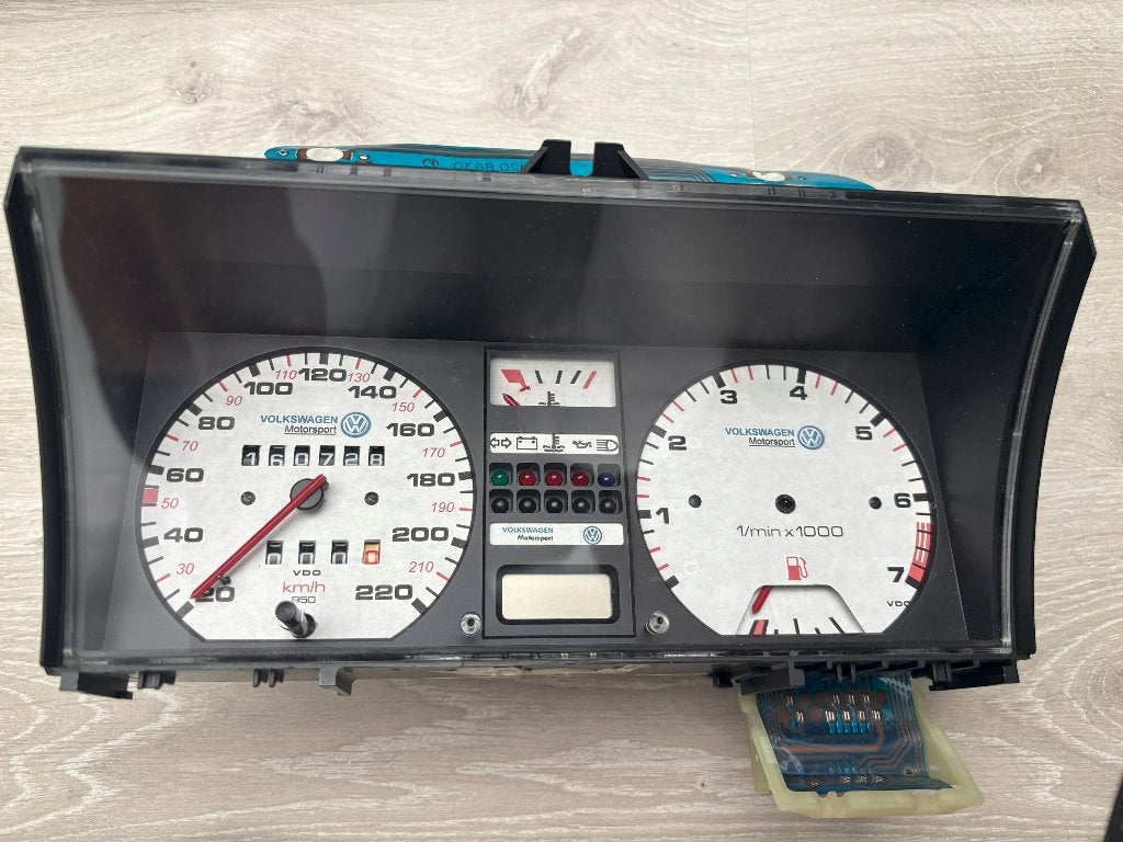 Volkswagen Golf 2 GTI kilometer teller, Auto-onderdelen, Ophalen of Verzenden, Gebruikt, Volkswagen