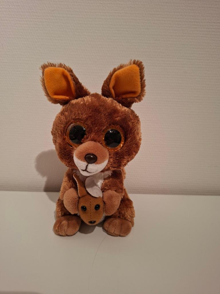 TY Beanie kangeroo met jong, Overige typen, Ophalen of Verzenden, Zo goed als nieuw, Klein (minder dan 20 cm)