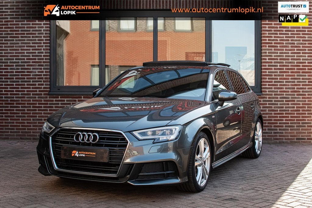 Audi A3 Sportback 35 TFSI S edition Pano|Digital|Navi, Auto's, Audi, Euro 6, 4 cilinders, 150 pk, Leder en Stof