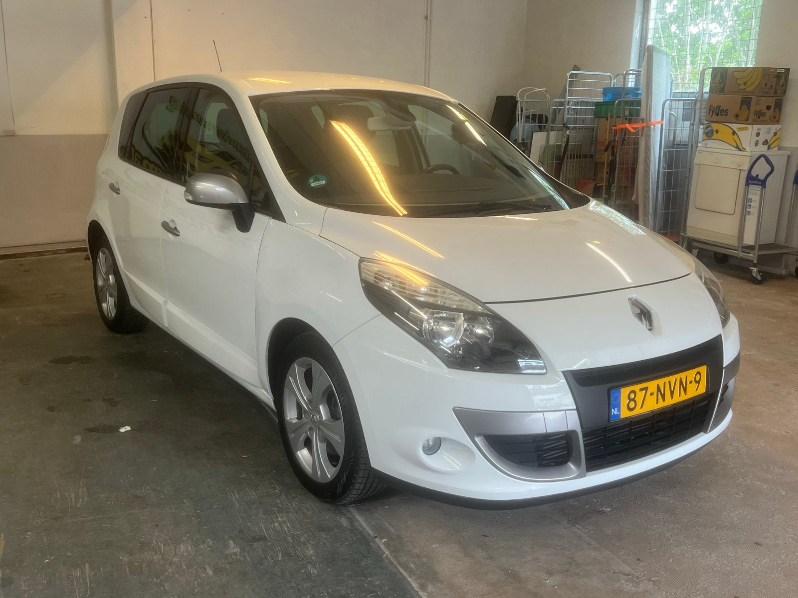 Renault Scénic 1.4 TCE 96KW 2010 Wit Zeer lage KM, Auto's, Voorwielaandrijving, Stof, 4 cilinders, Wit