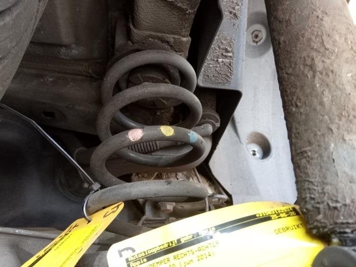 Schroefveer achter van een Renault Clio, Gebruikt, -, Renault, -
