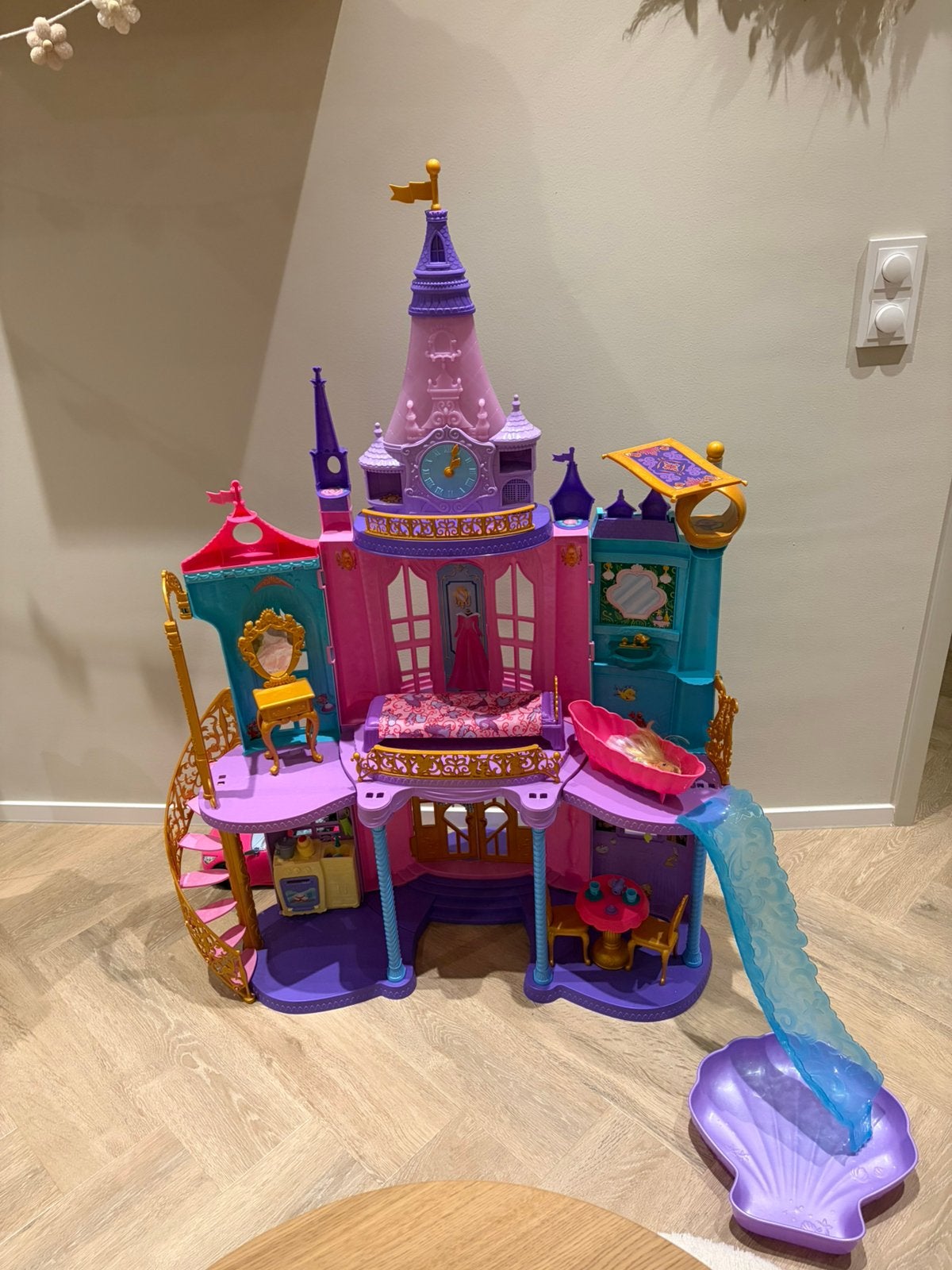 Disney prinsessenkasteel, Ophalen, Zo goed als nieuw, Poppenhuis
