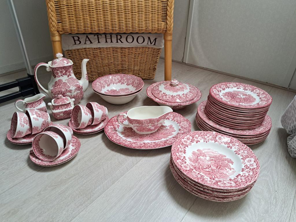 Prachtig Engels servies: Enoch Wedgwood "Woodland" (rood) –, Ophalen