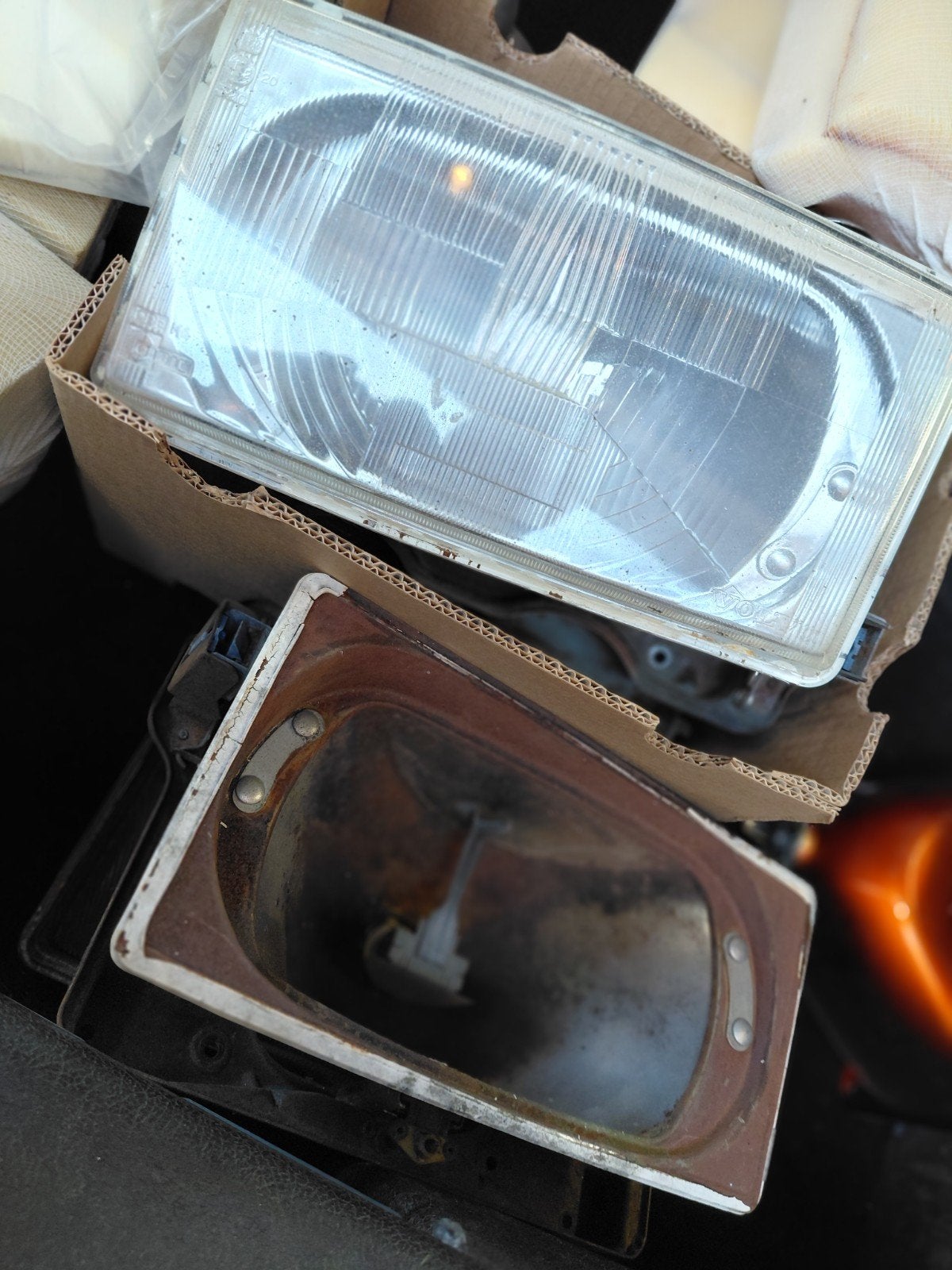 koplamp & grille volvo 240  1980, Ophalen of Verzenden, Gebruikt, Volvo