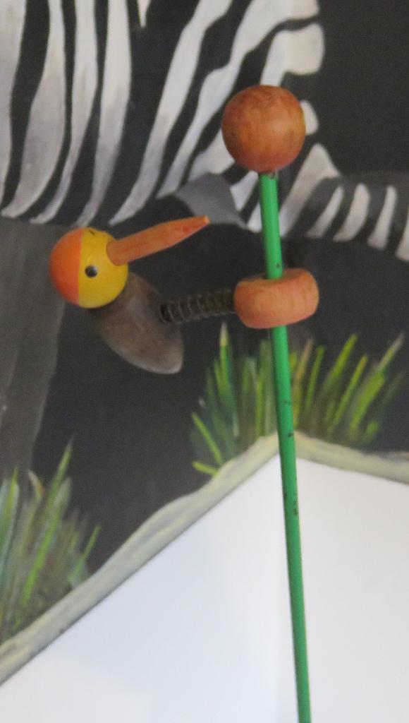 Retro specht op veer 53cm hoog, Ophalen of Verzenden, Gebruikt