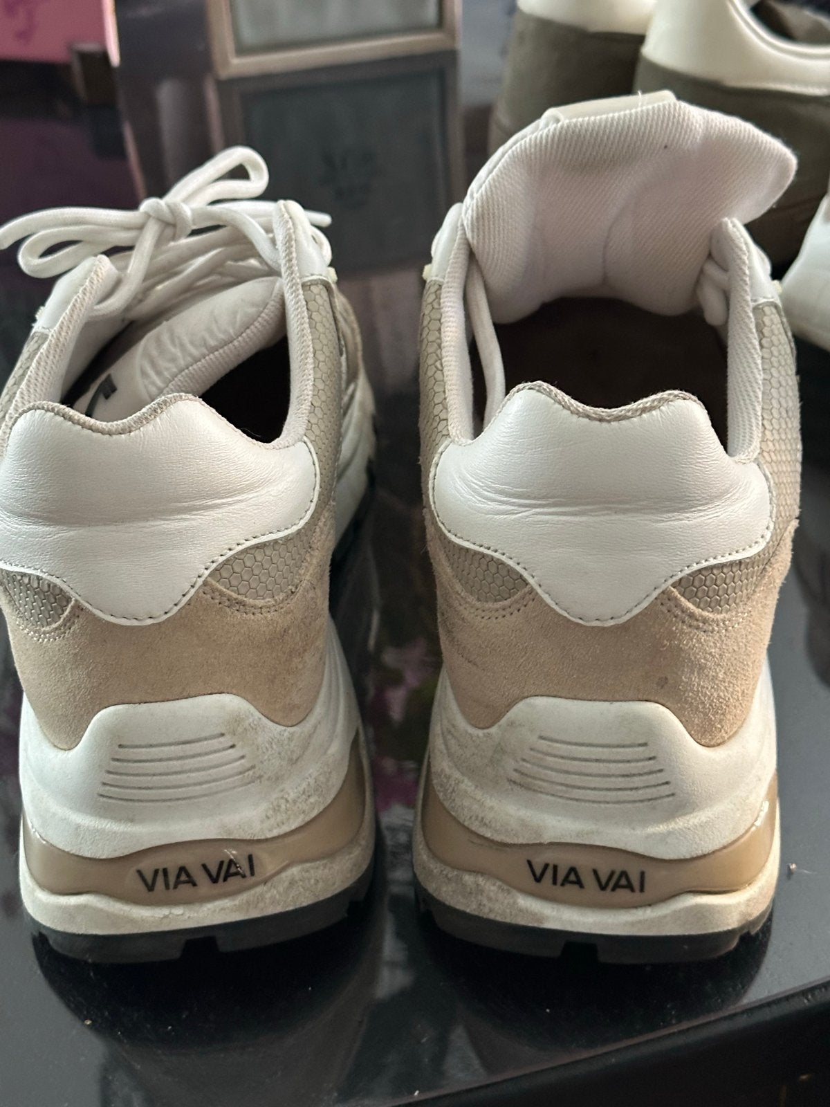 VIA VAI Sneakers - Maat 40 - Zo goed als nieuw, Ophalen of Verzenden, Zo goed als nieuw, Beige, Sneakers of Gympen