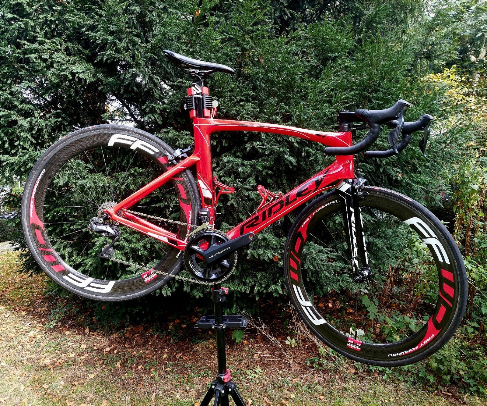 Ridley Noah SL Aero (Maat M) Ultegra Di2 R8050 | FFWD F6R, Fietsen en Brommers, 28 inch, Carbon, Velgrem, Zo goed als nieuw