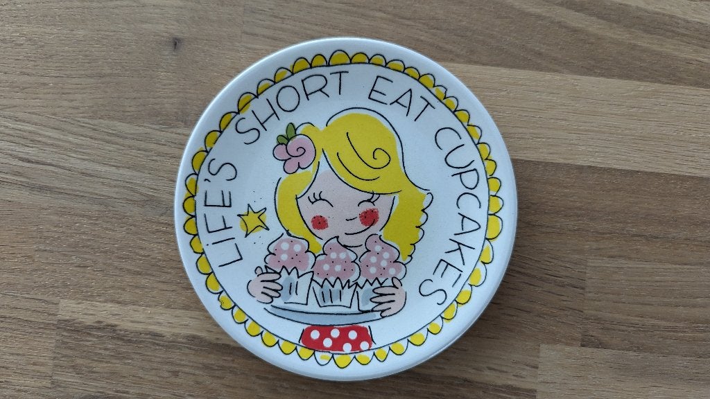 Blond Amsterdam Petit Four Life's Short Eat Cupcakes, Ophalen of Verzenden, Zo goed als nieuw, Bord(en), Aardewerk