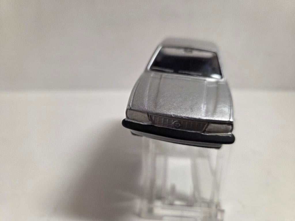 Guiloy Opel Ascona 1:43, Hobby en Vrije tijd, Modelauto's | 1:43, Overige merken, Auto, ., Ophalen of Verzenden
