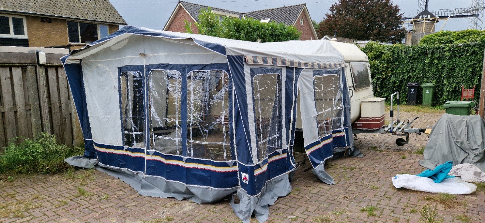 Dorema 3m50 tent uit '12 pees/omloopmaat 7 & KIP K380 opkn., Ophalen, Zo goed als nieuw, Dorema