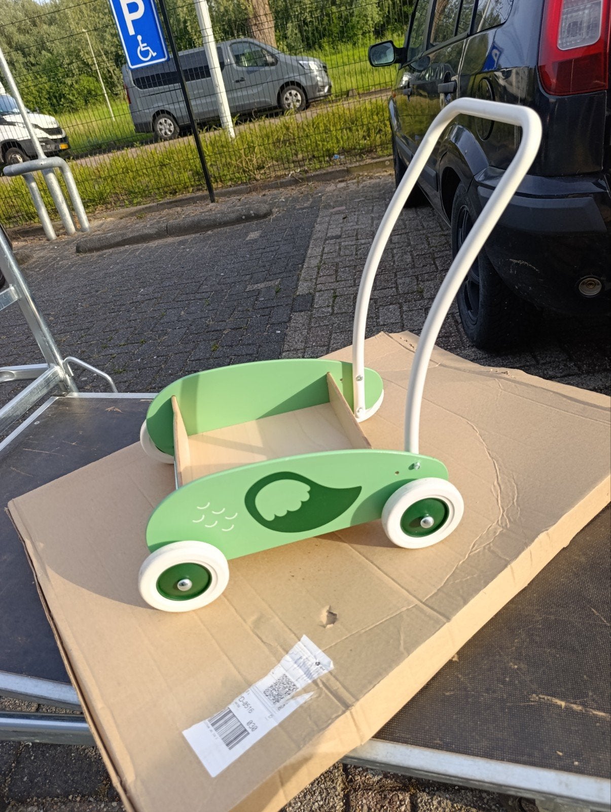 Houten loopwagen in goede conditie, Ophalen of Verzenden, Zo goed als nieuw, Overige typen, Met wieltjes