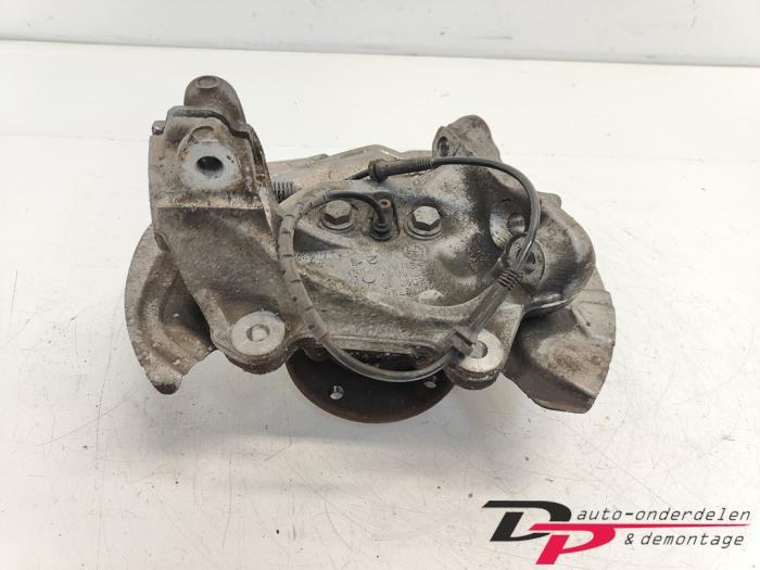 Fusee links-voor van een BMW 1-Serie, Gebruikt, -, -, Ophalen of Verzenden