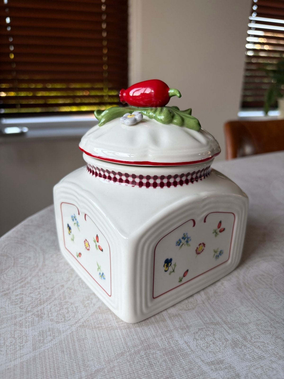 Villeroy & Boch Petite Fleur Charm Voorraadpot, Ophalen of Verzenden, Zo goed als nieuw, Voorraadpot, Steen/keramiek