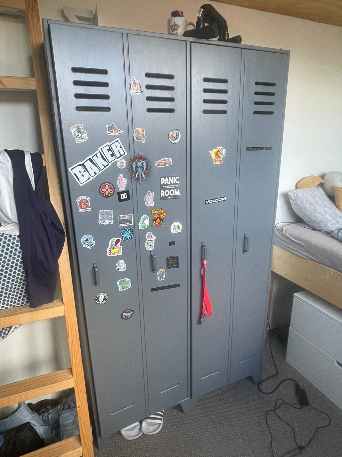Super coole locker-achtige kast (hout), Ophalen, Gebruikt