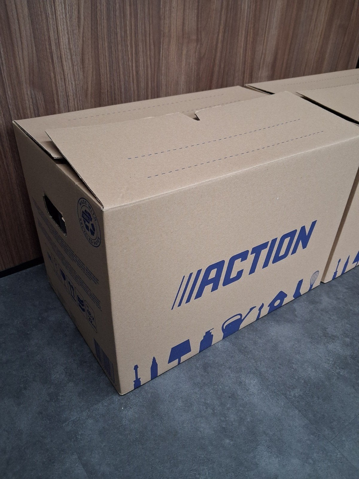 10x Verhuisdoos Action - Zo goed als nieuw, Ophalen, Doos, 40 tot 60 cm, Opvouwbaar