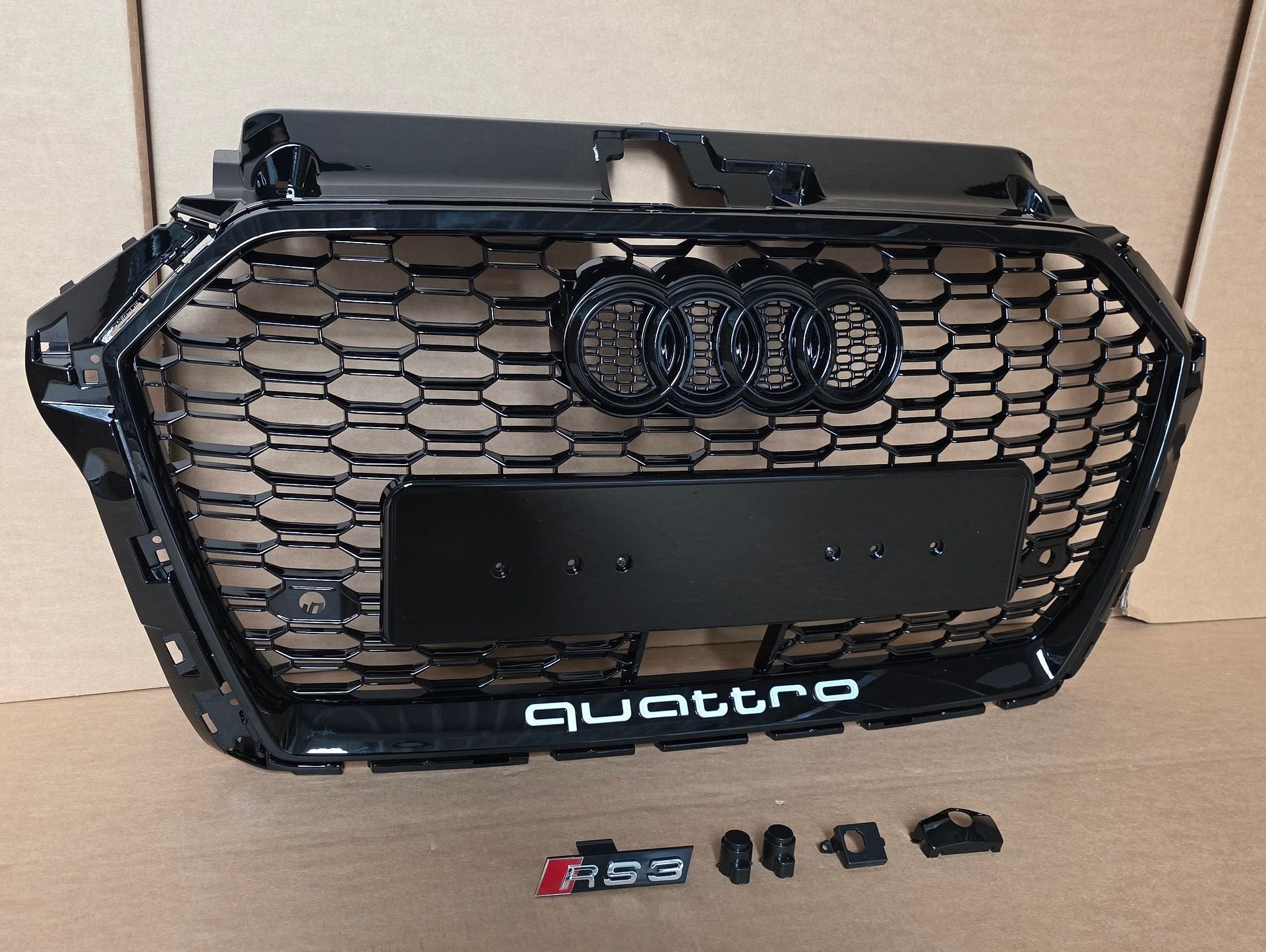 Grill AUDI A3 8V GRILLE RS3 LOOK ACC FACELIFT bj.2017-2021, -, Nieuw, Ophalen of Verzenden, -