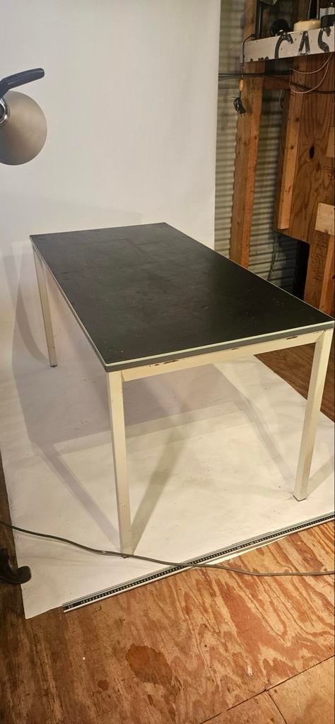 Ahrend tafel - Gebruikt, Gebruikt, H, Rechthoekig, 50 tot 100 cm