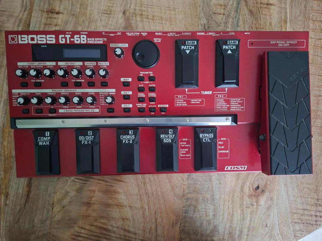 Boss GT-6B Basgitaar Multi-effect-processor, Muziek en Instrumenten, Ophalen, Zo goed als nieuw, Multi-effect