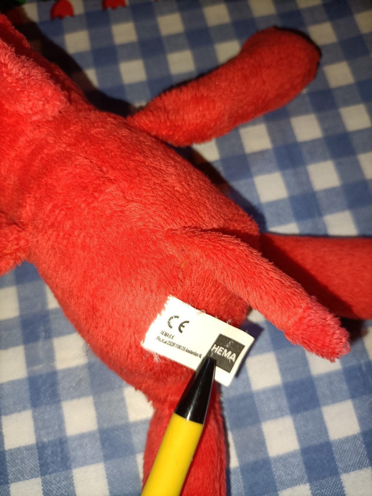 Hema rode koe knuffel met magneten in handen 22 cm, Ophalen of Verzenden, Zo goed als nieuw, Koe