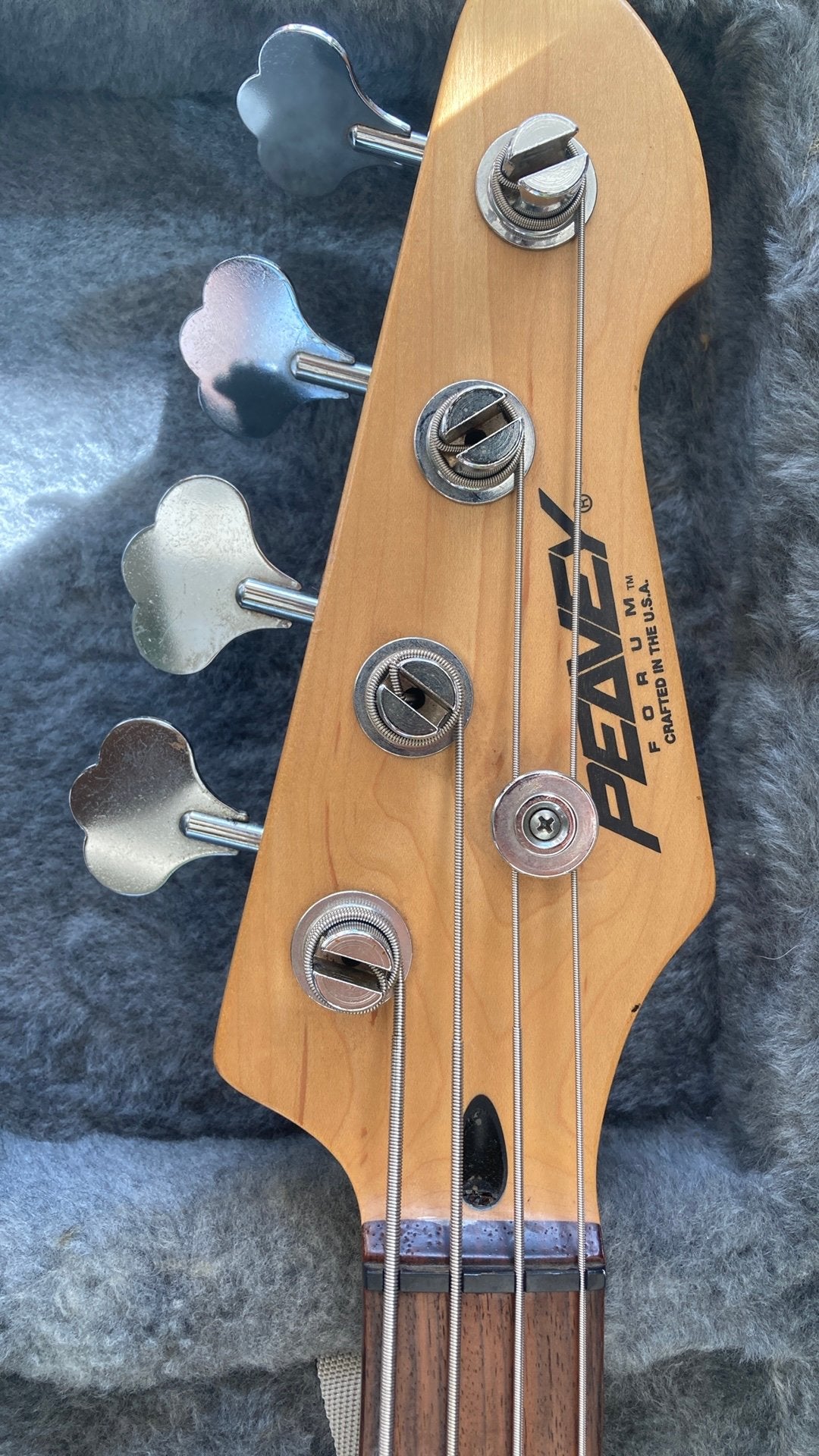 Peavey Forum Bas USA Gemaakt, Ophalen of Verzenden, Gebruikt, Elektrisch