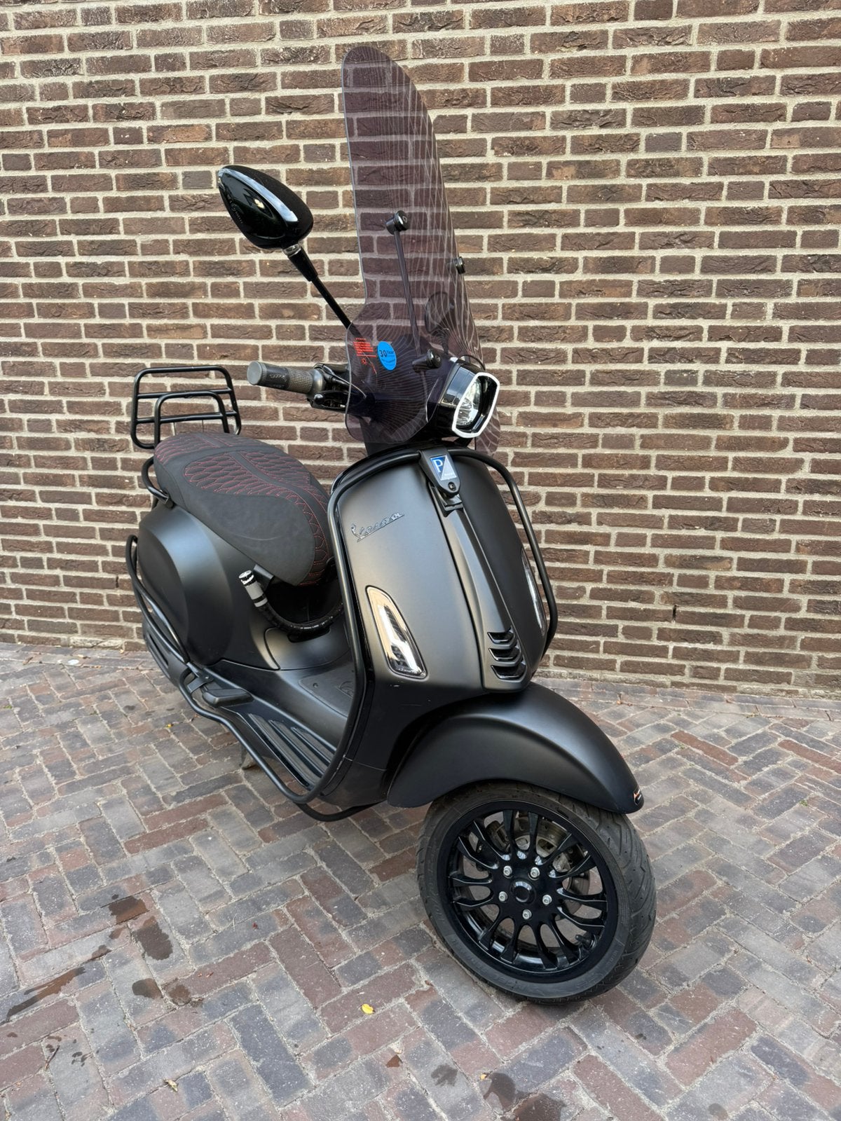 Vespa sprint, Fietsen en Brommers, Scooters | Vespa, Zo goed als nieuw, Overige modellen, Benzine, Ophalen