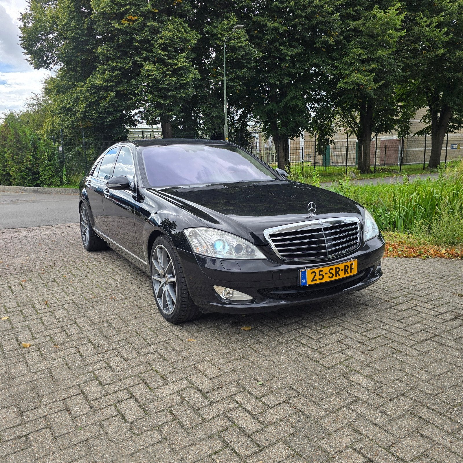Mercedes-Benz S-Klasse 3.0 CDI S350 AUT 2006 Zwart, Auto's, Mercedes-Benz, Automaat, Euro 5, Achterwielaandrijving, Zwart
