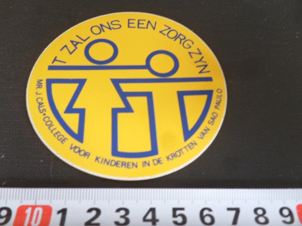 sticker Mr J Cals College voor kinderen in krotten Sao Paulo, Ophalen of Verzenden, Zo goed als nieuw