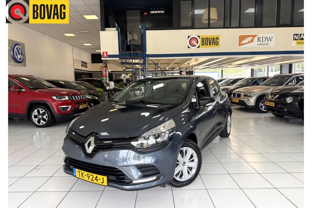 Renault Clio 0.9 TCe Life Bovag Garantie NAP (bj 2018), Auto's, Renault, 898 cc, Stof, Gebruikt, 49 €/maand