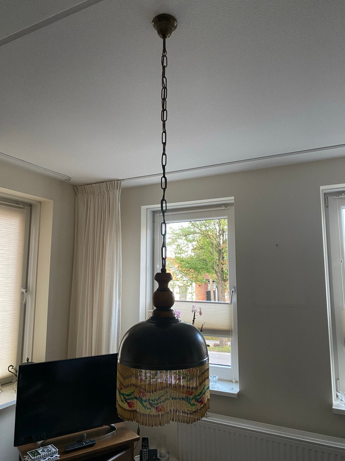 Retro hanglamp met kralen en houten accenten, Huis en Inrichting, Ophalen, Gebruikt, Hout, E27 (groot)