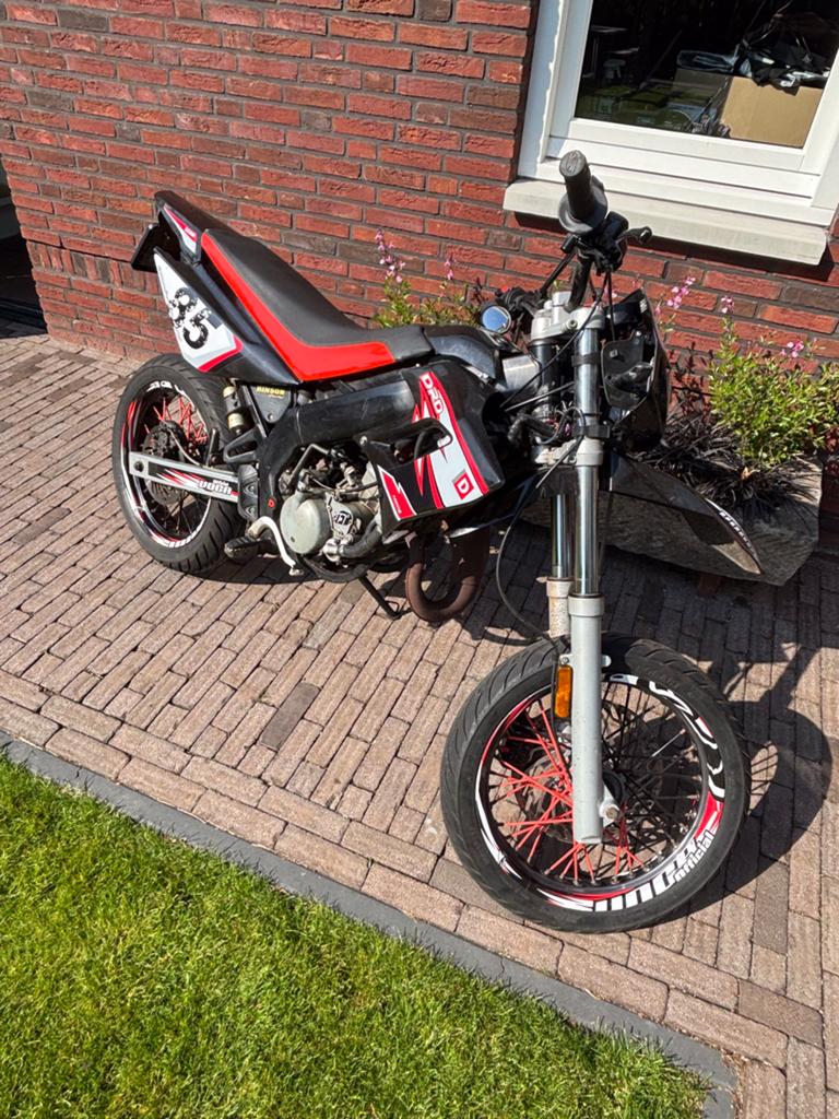 Derbi senna DRD 2008, Ophalen, 6 versnellingen, Gebruikt, Maximaal 45 km/u