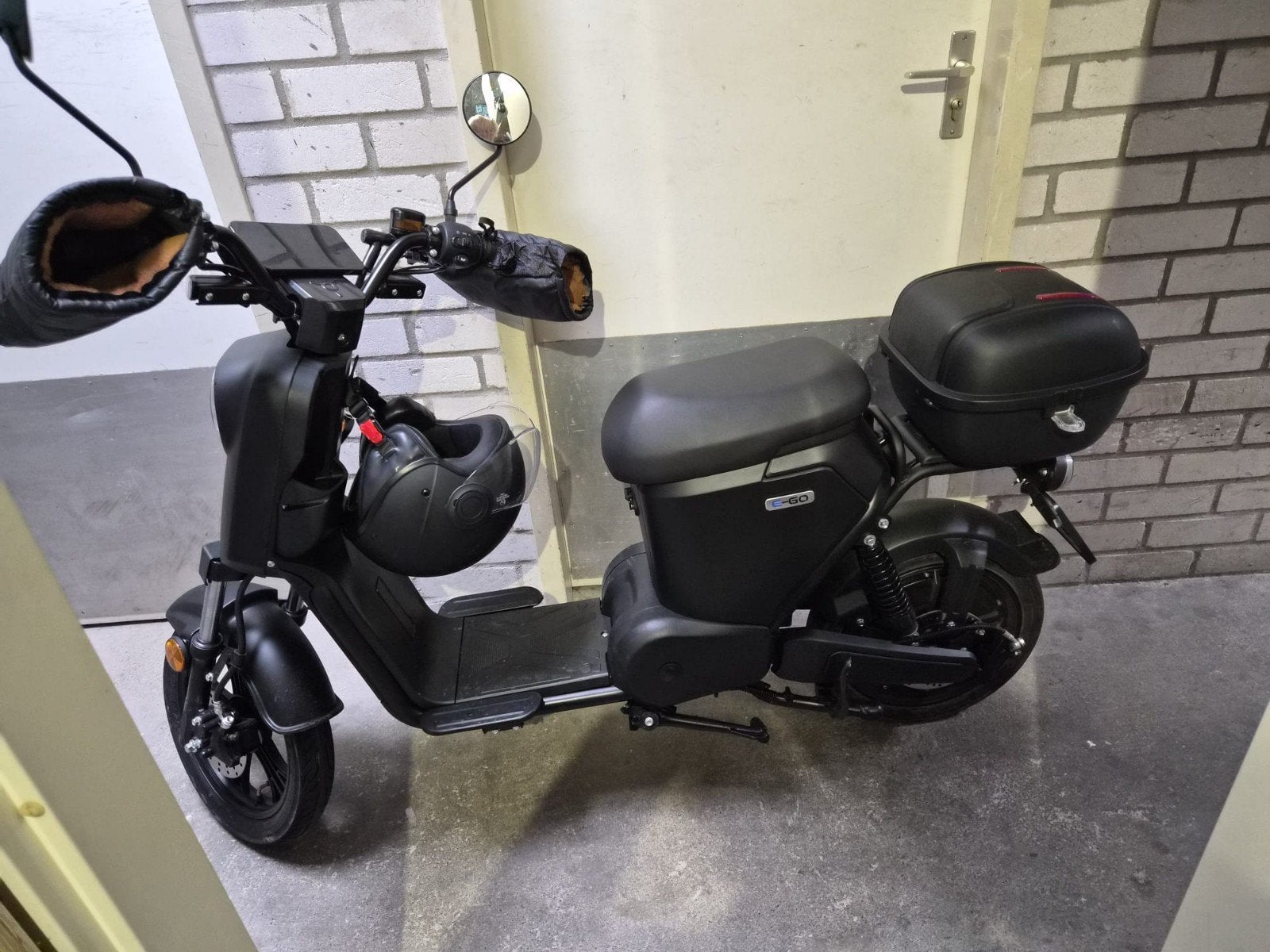 Te koop IVA EGO elektrische scooters, Ophalen, Zo goed als nieuw, Elektrisch