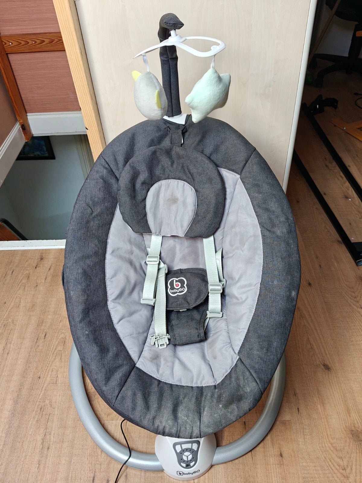 BabyGo Schommelstoel met afstandsbediening, Ophalen, Gebruikt