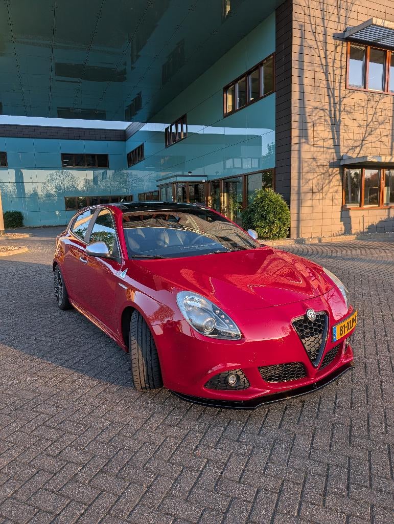 Alfa Romeo Giulietta QV 1.750 TBI 2012 NAP, Auto's, 4 cilinders, Handgeschakeld, Particulier, Open dak