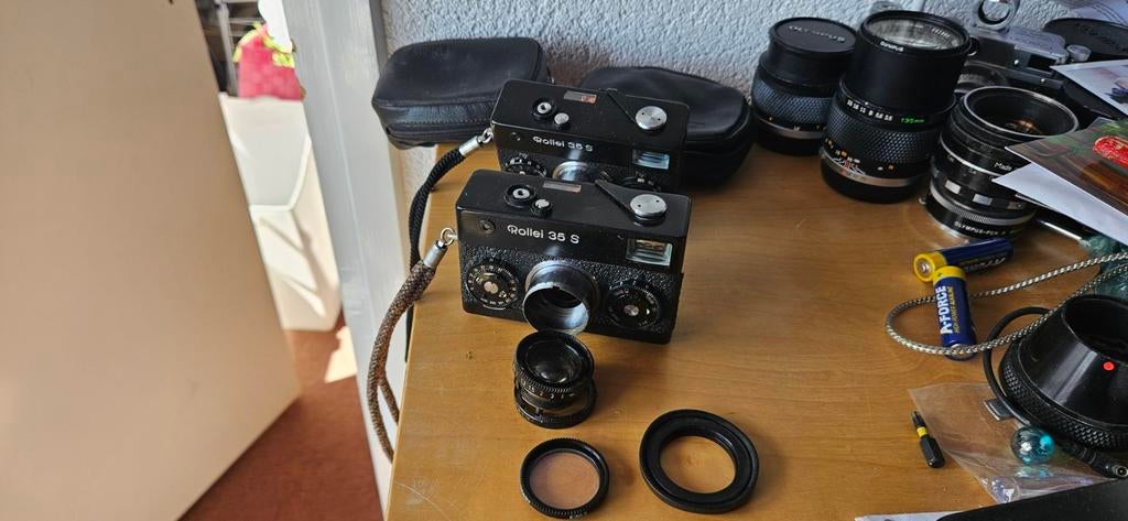 Twee defecte Rollei 35s, Ophalen of Verzenden, Compact, Overige Merken