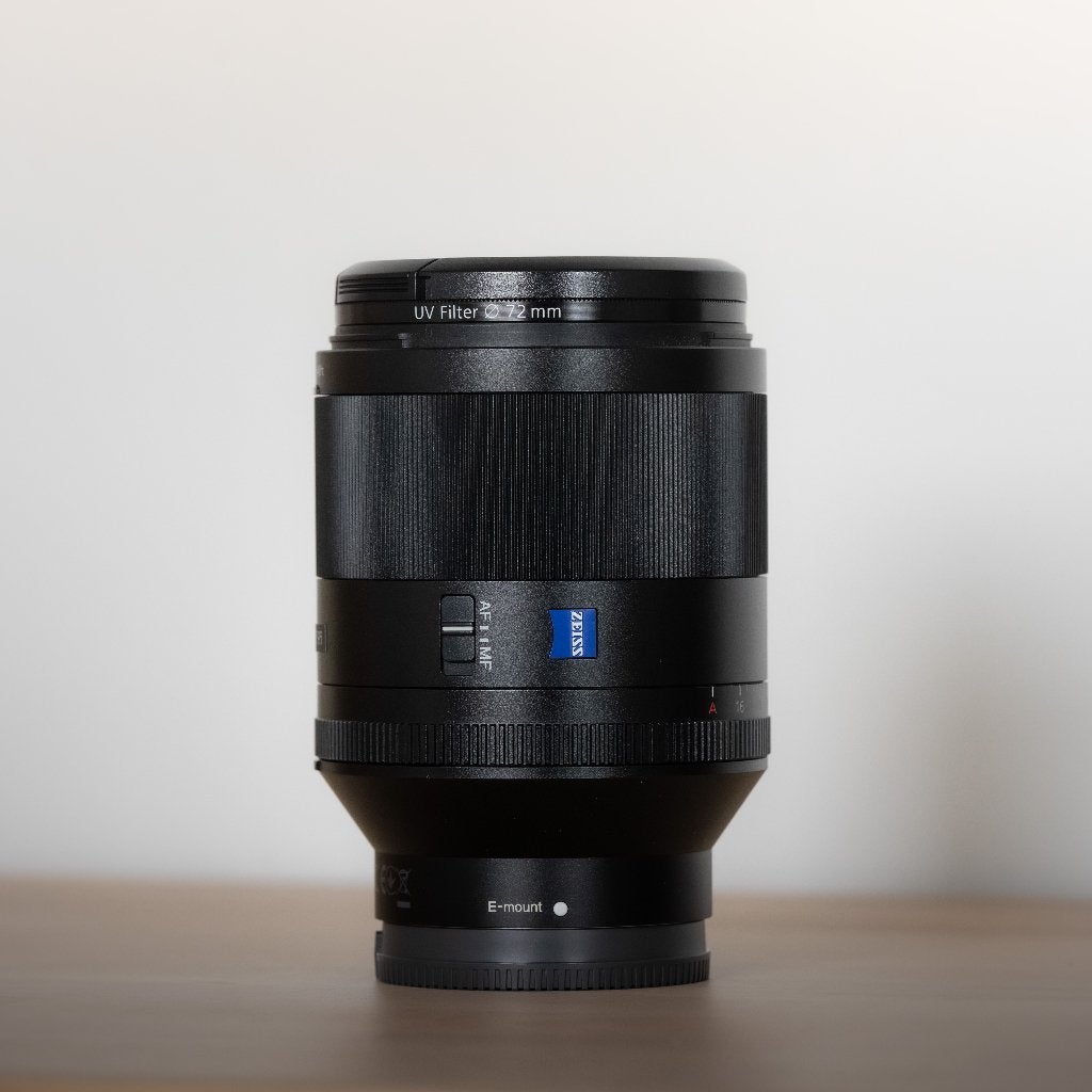 Sony Zeiss Planar T* FE 50mm f/1.4 ZA + filters, Ophalen of Verzenden, Gebruikt, Standaardlens