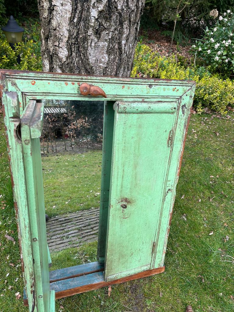 Antieke groene spiegel met houten lijst, Ophalen, Rechthoekig, 50 tot 100 cm, Minder dan 100 cm