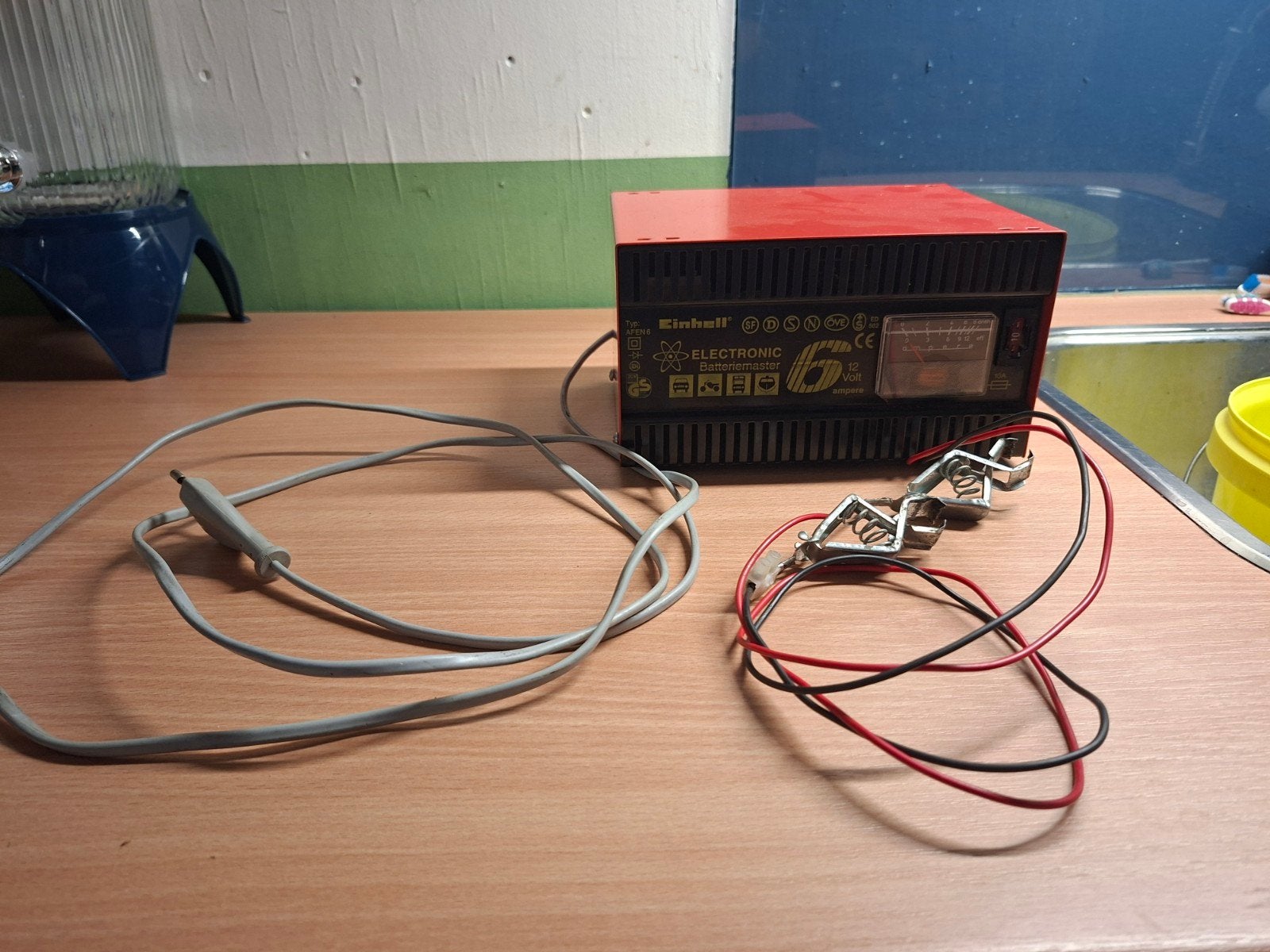 Accu lader Einhell AF6 12 volt, Ophalen of Verzenden, Gebruikt