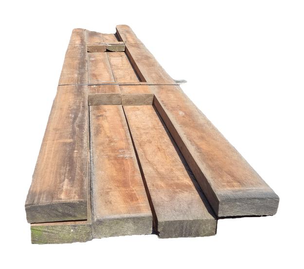 6 Hardhouten balken 7.5x22.5 cm 5.50 m lang - nr: HB24