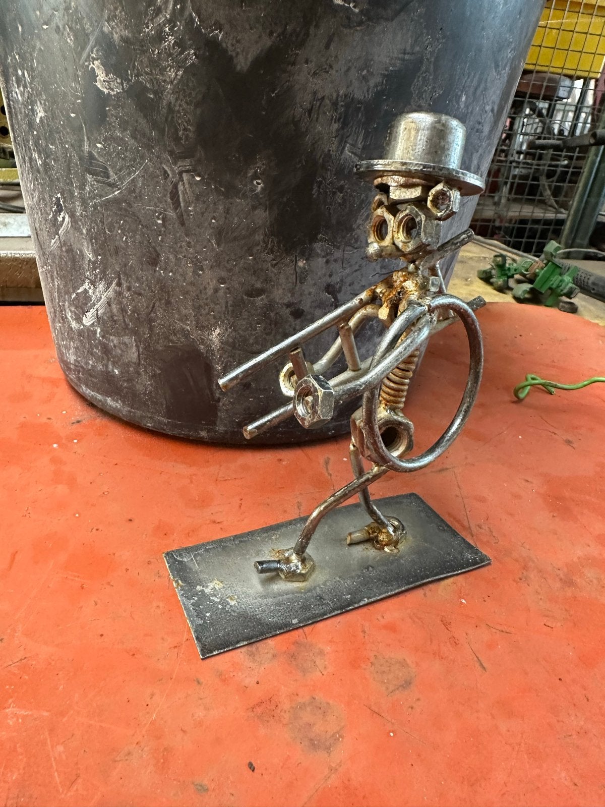 Unieke metalen sculptuur: De Schoorsteenveger, Antiek en Kunst, Zilver, Minder dan 20 cm, Ophalen of Verzenden, Handgemaakt