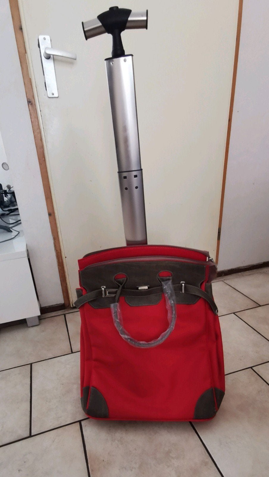 Nieuwe Reistas trolley leder wieltjes, telescoop handgreep, 40 tot 60 cm, Wieltjes, 20 tot 30 cm, Nieuw