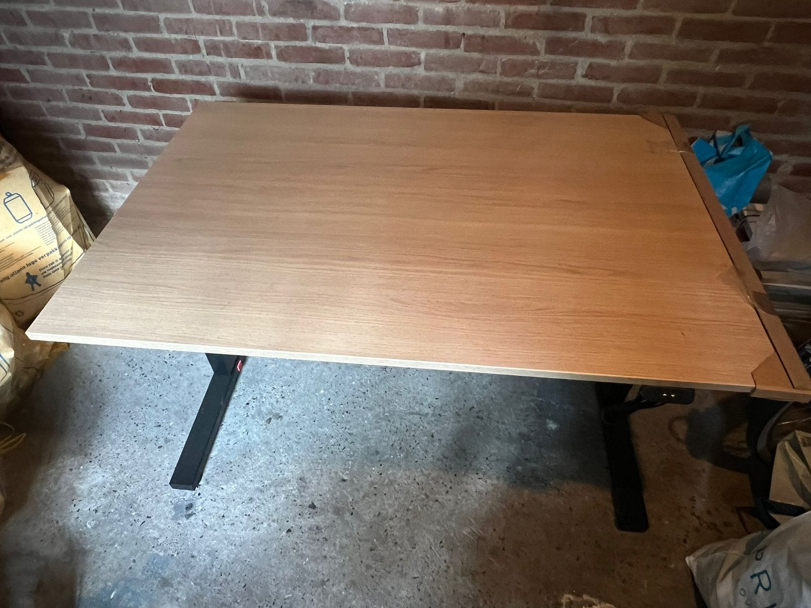 Zit-sta bureau, Ophalen, Elektrisch, Nieuw